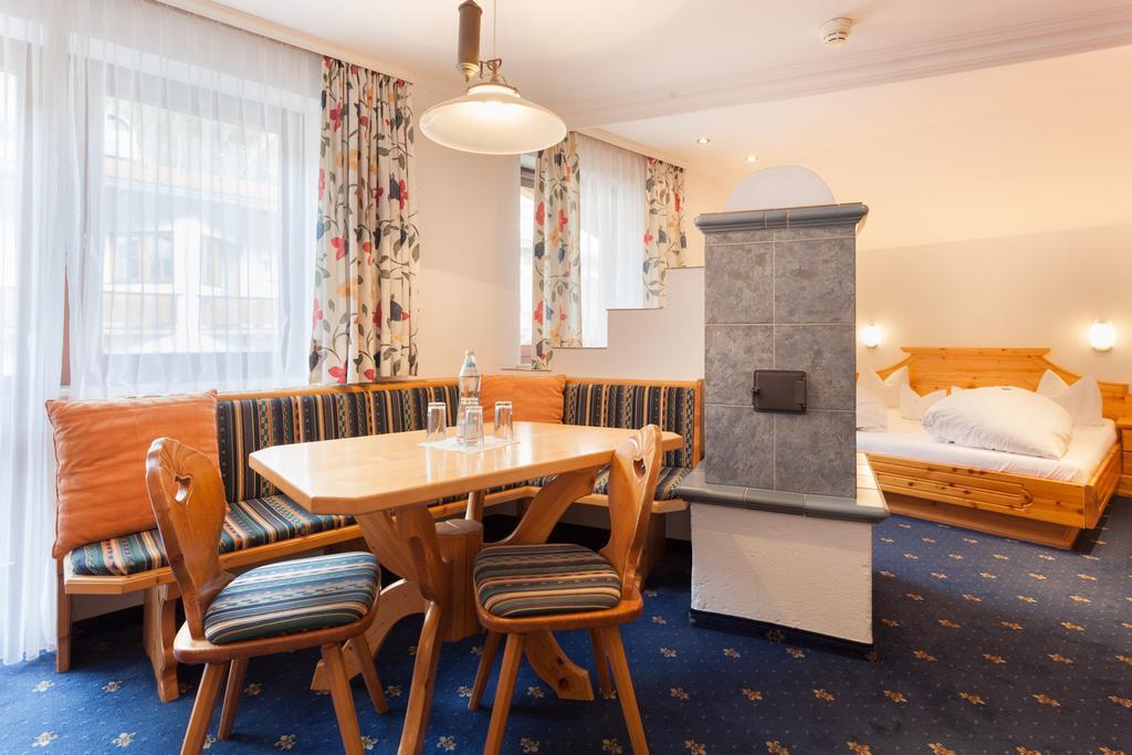 Sporthotel Cristall Fulpmes Chambre photo